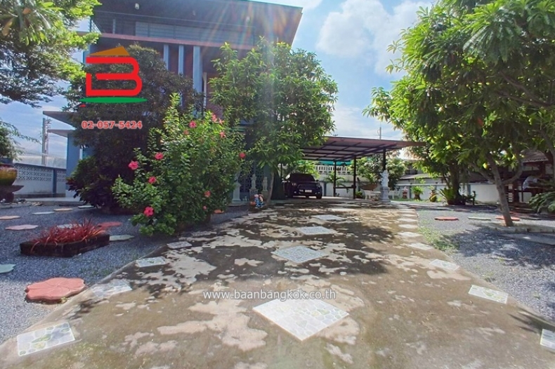 บ้านเดี่ยว ซอยบางแวก 87 (ใกล้ The Mall บางแค) เนื้อที่ 121 ตรว. แขวงบางเชือกหนังฝั่งใต้ เขตภาษีเจริญ (บางแค) กรุงเทพมหานคร