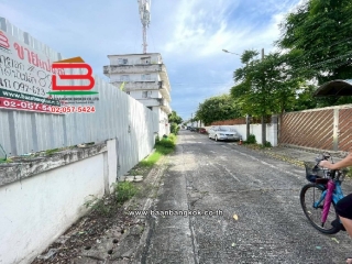 LINE_ALBUM_no 11199 ที่ดินซอยลาดพร้าว 35 แยก 2-5_250929_23