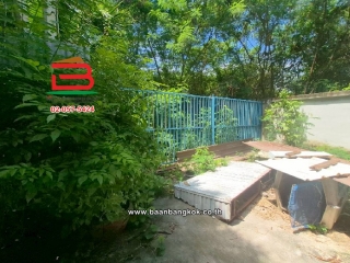 LINE_ALBUM_010813 ที่ดินถมแล้ว ซ.เพชรเกษม 68 แยก 31_251015_22