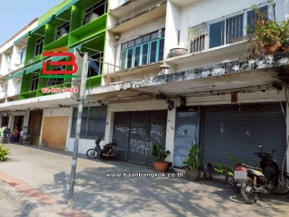 LINE_ALBUM_011300 ตึกแถว 3ชั้น ถ.เพชรบุรี ใกล้แยกอุรุพงษ์_251027_2