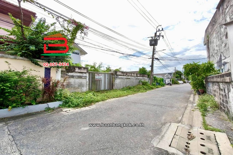 LINE_ALBUM_No.11262 LD. ซอยลาดพร้าว 87 แยก 1660.4 ว้า(เอ๋)_251027_14