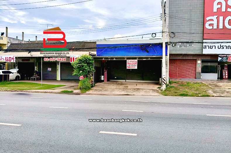 ที่ดินพร้อมสิ่งปลูกสร้าง เนื้อที่ 64.6 ตร.ว. ติดถนนเพชรเกษม (ใกล้แยกปราณบุรี, ใกล้โลตัส ปราณบุรี) ถนนเพชรเกษม ตำบลเขาน้อย อำเภอปราณบุรี จังหวัดประจวบคีรีขันธ์