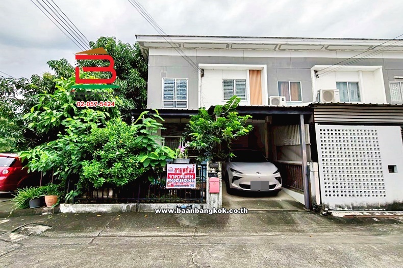 ทาวน์เฮาส์ เนื้อที่ 24 ตร.ว. โครงการ บ้านพฤกษา 60/1 รังสิต-บางพูน ซอยรังสิต-ปทุมธานี 43(ซอยวัดบางพูน) ใกล้วัดบางพูน ถนนพหลโยธิน ตำบลบางพูน อำเภอเมืองปทุมธานี ปทุมธานี   