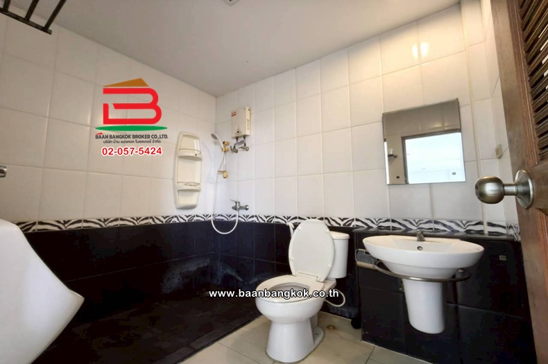 LINE_ALBUM_No.11354 SH. 3 คูหาสายไหม 38ให้เช่า67.2 ว้า (เอ๋)_251127_23