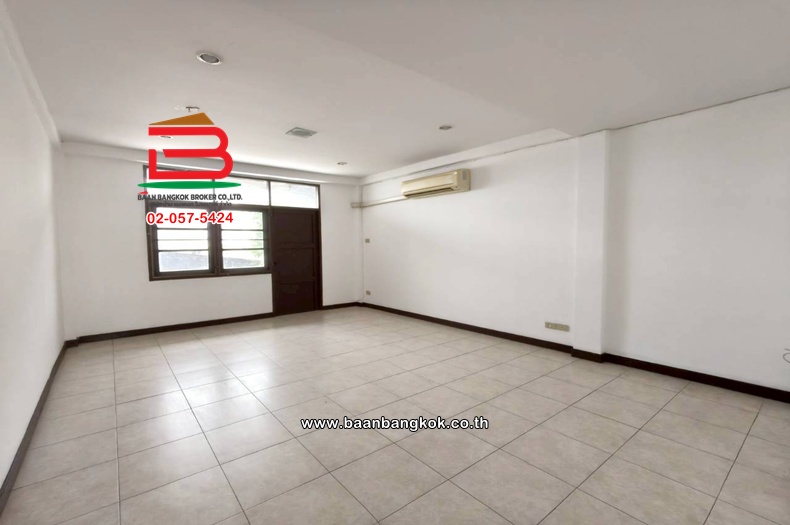 LINE_ALBUM_No.11354 SH. 3 คูหาสายไหม 38ให้เช่า67.2 ว้า (เอ๋)_251127_30