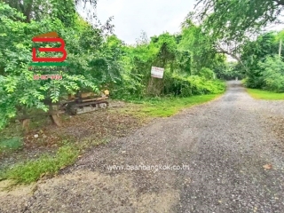 LINE_ALBUM_No.11158ที่ดินเปล่า ซ.ร่วมสุข419(ซซ.บ้านพักคนชรา)_251201_7