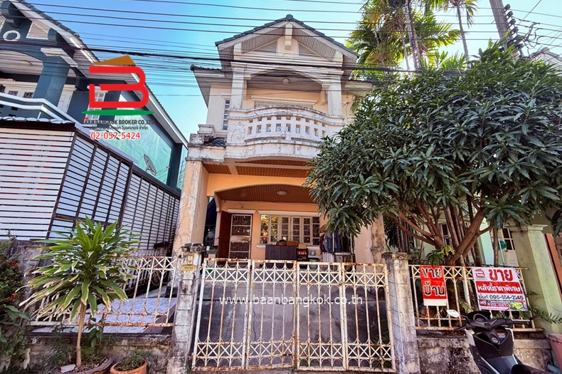 บ้านแฝด 2 ชั้น หมู่บ้านนันทนาการ์เด้น บางปลา 22 (ใกล้โรงพยาบาลจุฬารัตน์ 3 อินเตอร์) เนื้อที่ 36 ตรว. ตำบลบางปลา อำเภอบางพลี สมุทรปราการ