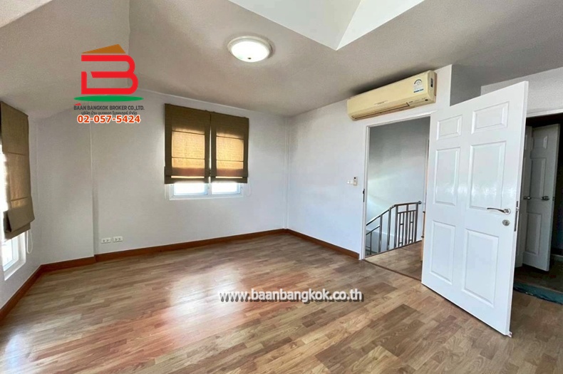 LINE_ALBUM_no. 11417 หมู่บ้านเมอริท เพลส ลาดพร้าว 87 แยก 10_251215_14