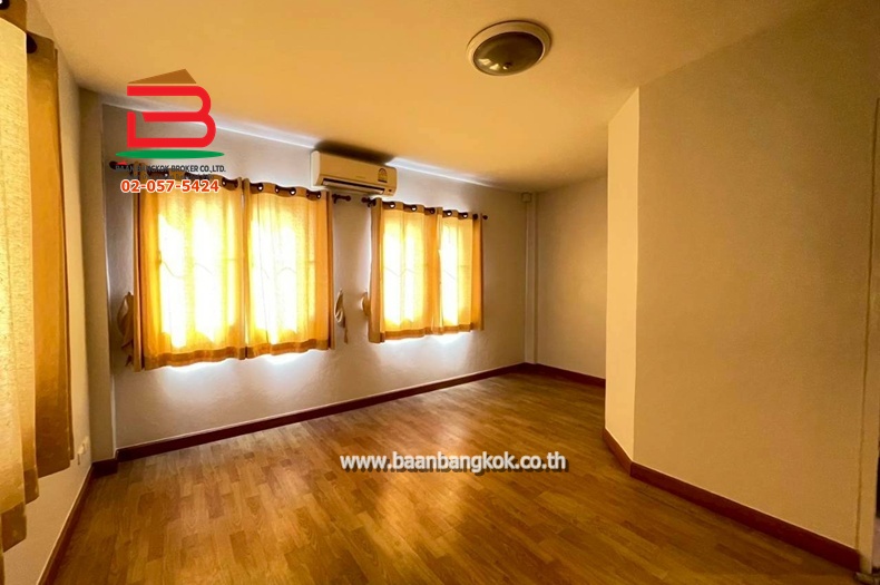 LINE_ALBUM_no. 11417 หมู่บ้านเมอริท เพลส ลาดพร้าว 87 แยก 10_251215_18