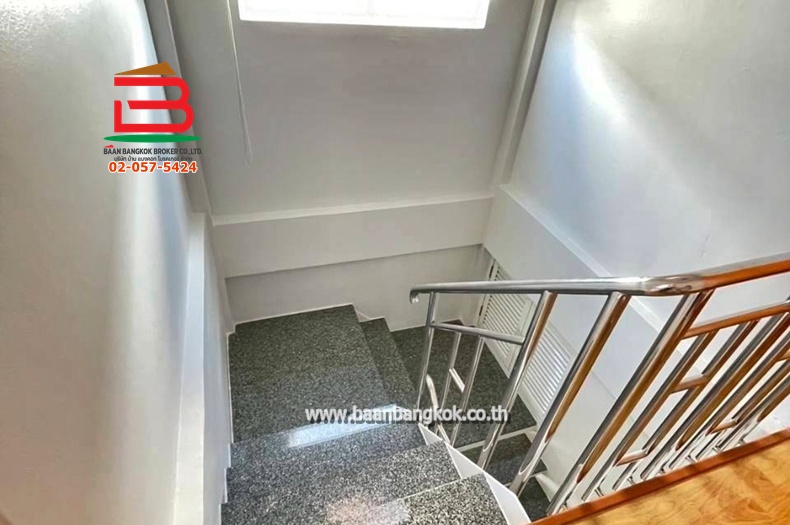 LINE_ALBUM_no. 11417 หมู่บ้านเมอริท เพลส ลาดพร้าว 87 แยก 10_251215_21