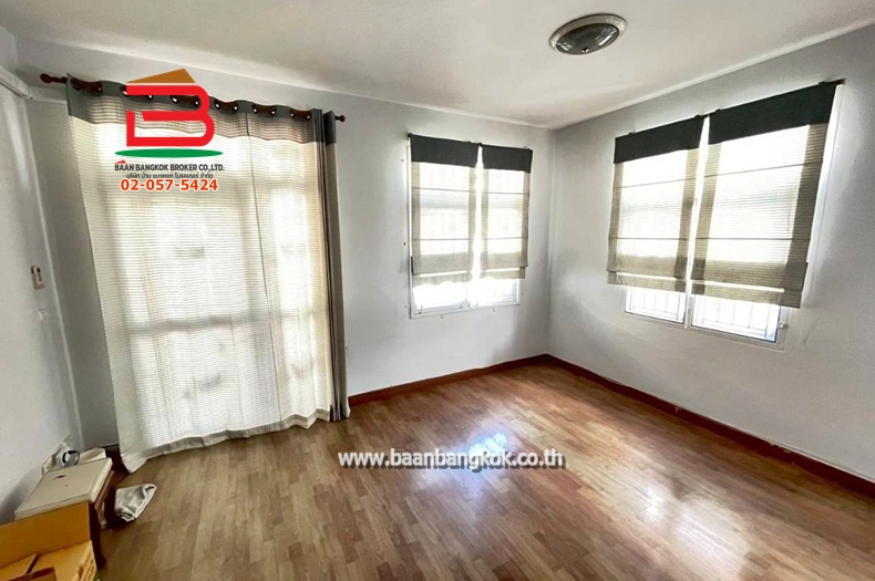 LINE_ALBUM_no. 11417 หมู่บ้านเมอริท เพลส ลาดพร้าว 87 แยก 10_251215_23