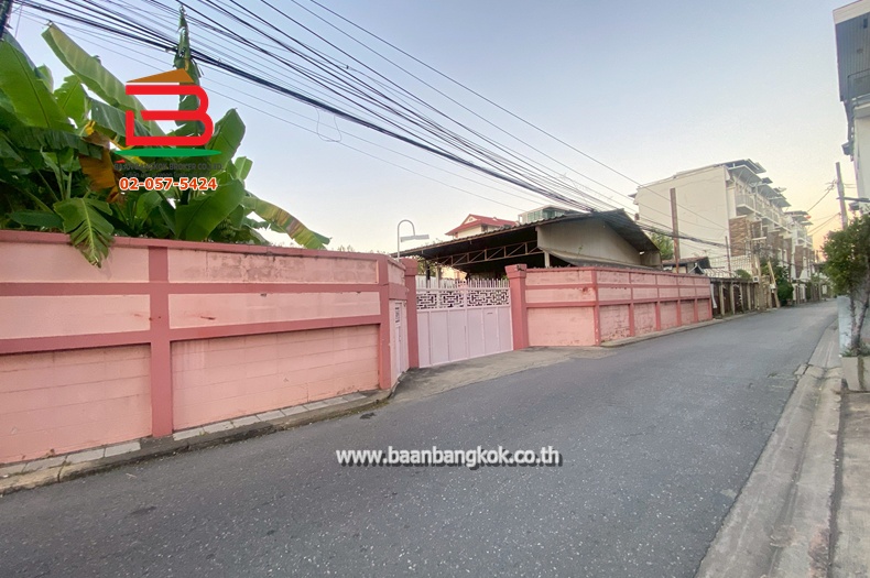 LINE_ALBUM_N 11502_251224_2