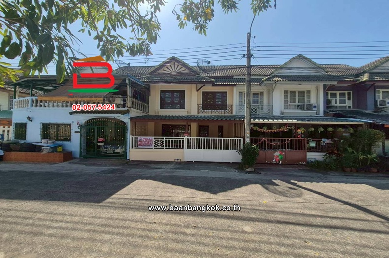 ทาวน์เฮาส์ เนื้อที่ 18 ตร.ว. บ้านพฤกษา 16 ซอยกันตนา ถนนกาญจนาภิเษก ตำบลบางใหญ่ อำเภอบางใหญ่ นนทบุรี      