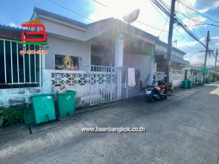 11456, บ้านเดี่ยว หมู่บ้าน พงษ์เพชรการเคหะ  แจ้งวัฒนะ 14 แยก 1 เนื้อที่ 24 ตร.ว. แขวงสีกัน เขตบางเขน