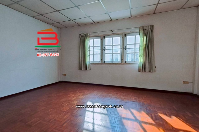 LINE_ALBUM_N.11605 ม.สรานนท์ 18 ตารางวา 3.5ชั้น_260126_1