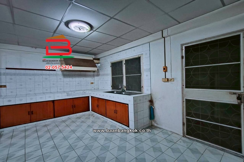 LINE_ALBUM_N.11605 ม.สรานนท์ 18 ตารางวา 3.5ชั้น_260126_7