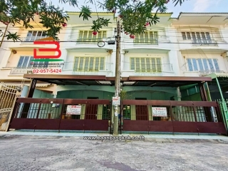 11606, ทาวน์โฮม เนื้อที่ 18 ตร.ว. หมู่บ้านสรานนท์ (ติวานนท์-ปากเกร็ด 19) ถนนติวานนท์-ปากเกร็ด ตำบลบางพูด อำเภอปากเกร็ด นนทบุรี   