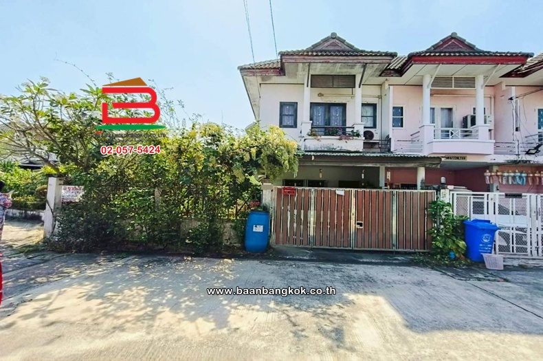 ทาวน์เฮาส์ เนื้อที่ 37 ตร.ว. หมู่บ้านดิเอมเมอรัลด์พาร์ค 2 (ซอยสุขา 2) ถนนรัตนาธิเบศร์ ตำบลพิมลราช อำเภอบางบัวทอง นนทบุรี   