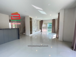 LINE_ALBUM_No.11623 บด ม.เซนโทร บางนา-วงแหวน 61.5 ตรว. (ส้ม)_260202_38