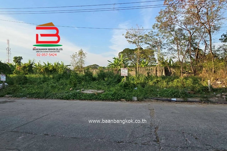 ที่ดินเปล่า ร่มเกล้า ซอย 7 (ใกล้ตลาดมีนบุรี) เนื้อที่ 109 ตรว. แขวงมีนบุรี เขตมีนบุรี