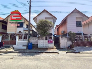 11459, บ้านเดี่ยว บ้านเอื้ออาทรคลอง 5/1 (ใกล้โลตัสคลองห้า) เนื้อที่ 20.2 ตรว. ตำบลคลองห้า อำเภอคลองหลวง จังหวัดปทุมธานี