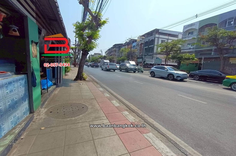 LINE_ALBUM_No.11583ที่ดิน+บ้านประชาอุทิศ 79_260223_14