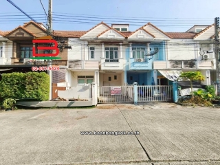 11795, ขาย/เช่า ทาวน์เฮาส์ เนื้อที่ 21.7 ตร.ว. หมู่บ้านมัณฑกานต์ ลำลูกกา คลอง 4 ถนนรังสิต-นครนายก ตำบลลาดสวาย อำเภอลำลูกกา ปทุมธานี    