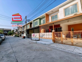 LINE_ALBUM_No.11774 TH.เดอะคัลเลอร์ส ลำลูกกา17.5 ว้า(เอ๋)_260309_3