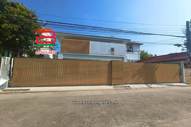 ขาย/เช่า บ้านเดี่ยว เนื้อที่ 68 ตร.ว. ซอยรัชดานิเวศน์ 14 (แยกเหม่งจ๋าย) ถนนประชาอุทิศ 19 แขวงสามเสนนอกฝั่งเหนือ เขตห้วยขวาง  