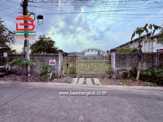 11478, ที่ดินเปล่า เนื้อที่ 136 ตรว. ซอยเลียบคลองถนน (ใกล้เซ็นทรัลเวสต์เกต) ถนนกาญจนาภิเษก ตำบลบางรักใหญ่ อำเภอบางบัวทอง จังหวัดนนทบุรี