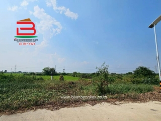 11868, ที่ดินเปล่า ซอยวัดบางปลา ถนนบางเลน-ไทรน้อย เนื้อที่ 4 ไร่ 2 งาน 11 ตรว. ตำบลบางเลน อำเภอบางเลน จังหวัดนครปฐม