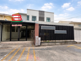11850, บ้านเดี่ยว/โฮมออฟฟิศ เนื้อที่ 55 ตร.ว. หมู่บ้าน อมรพันธ์ 8 (สวนสยาม 9 แยก 4) ถนนรามอินทรา แขวงคันนายาว เขตคันนายาว 