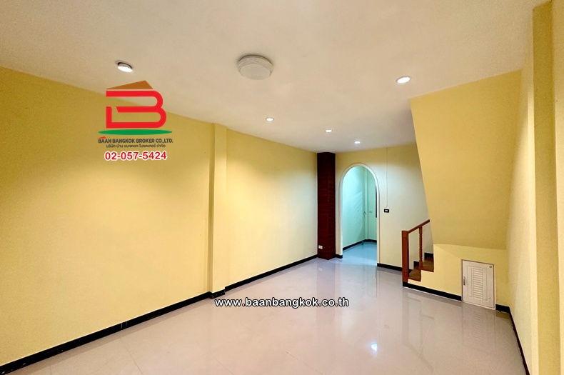 LINE_ALBUM_11950 TO 3 ชั้น เกศราคลาสสิกโฮม ซ.17 19 ตร.วา(อิง)_260407_5