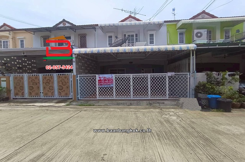 ทาวน์เฮาส์ 2 ชั้น เนื้อที่ 24 ตร.ว.หมู่บ้านเค.ซี. รามอินทรา 8 (ซอยไทยรามัญ) ถนนหทัยราษฎร์ แขวงสามวาตะวันตก เขตคลองสามวา  