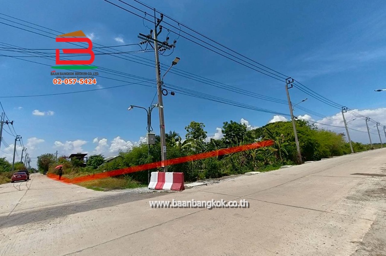 ที่ดินเปล่า ใกล้สยาม พรีเมี่ยม เอาท์เล็ต กรุงเทพ เนื้อที่ 226 ตรว. ถนนหลวงแพ่ง ตำบลบางเสาธง อำเภอบางเสาธง จังหวัดสมุทรปราการ