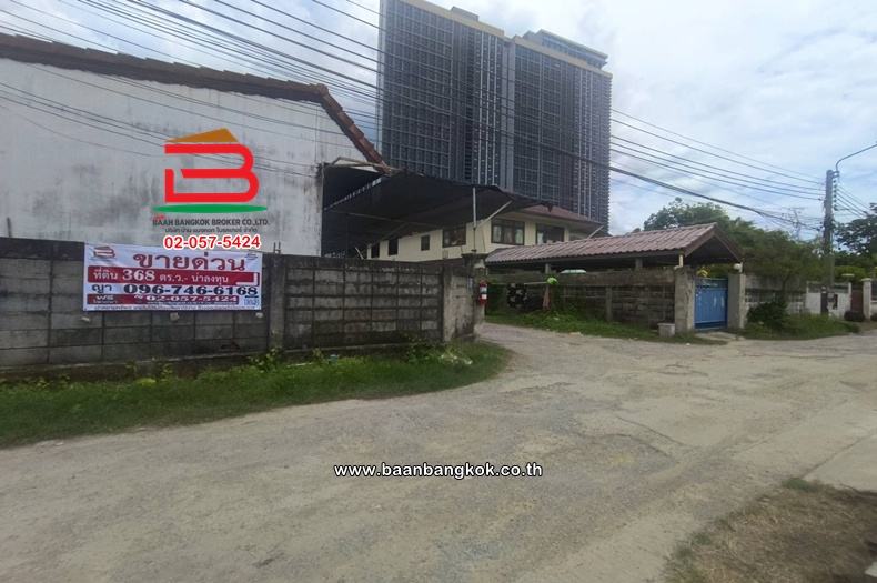ที่ดินเปล่า เนื้อที่ 368 ตร.ว. ซอยนนทบุรี 19 ใกล้ตลาดต้นสัก ถนนนนทบุรี ตำบลบางกระสอ อำเภอเมืองนนทบุรี นนทบุรี      