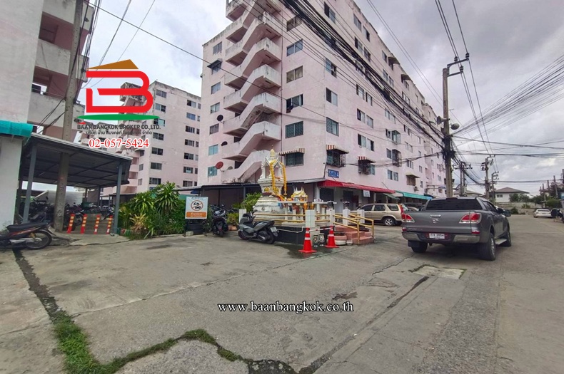 ห้องชุกคอนโดมิเนียม อินทราวิว คอนโดทาวน์ ซอยพระยาสุเรนทร์ 19 เนื้อที่ 27.25 ตรม. (ใกล้โลตัส 109) แขวงบางชัน เขตคลองสามวา