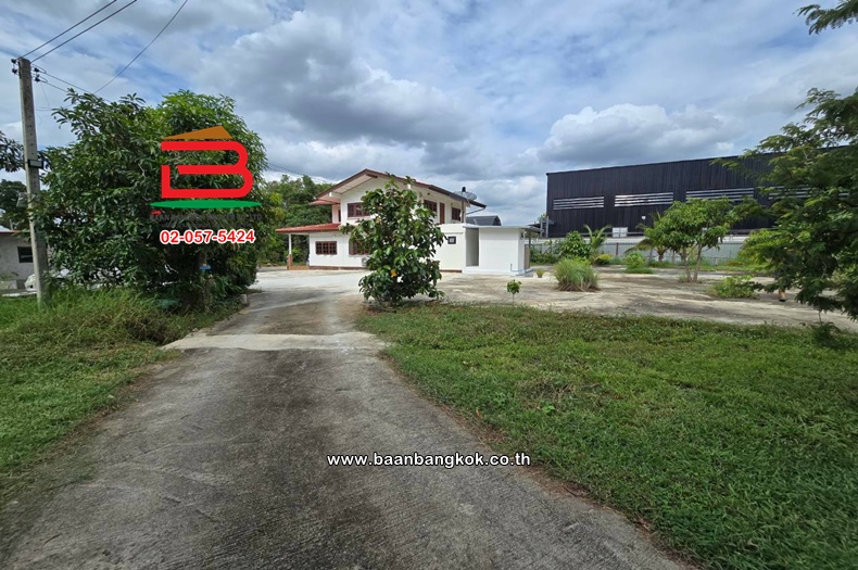 ที่ดินพร้อมบ้าน เนื้อที่ 2-3-9 ไร่ ซอยสายไหม 85, ซอยหทัยราษฎร์ 11 ถนนสายไหม ตำบลลาดสวาย อำเภอลำลูกกา ปทุมธานี    