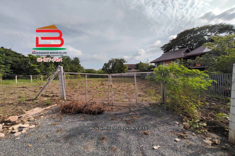 ที่ดินเปล่าถมแล้ว ซอยกรุงเทพกรีฑา8 แยก 3 เนื้อที่ 3 งาน (ใกล้ร้านอาหารไก่ย่างเสือใหญ่) แขวงหัวหมาก เขตบางกะปิ