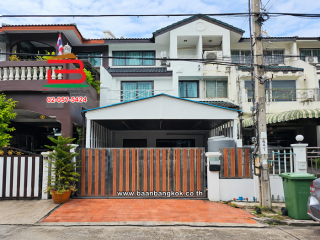 12017, ทาวน์โฮม 3 ชั้น เนื้อที่ 19.3 ตร.ว. หมู่บ้าน มนเทียนทิพย์ ซอยสุคนธสวัสดิ์ 36 แขวงลาดพร้าว เขตลาดพร้าว   