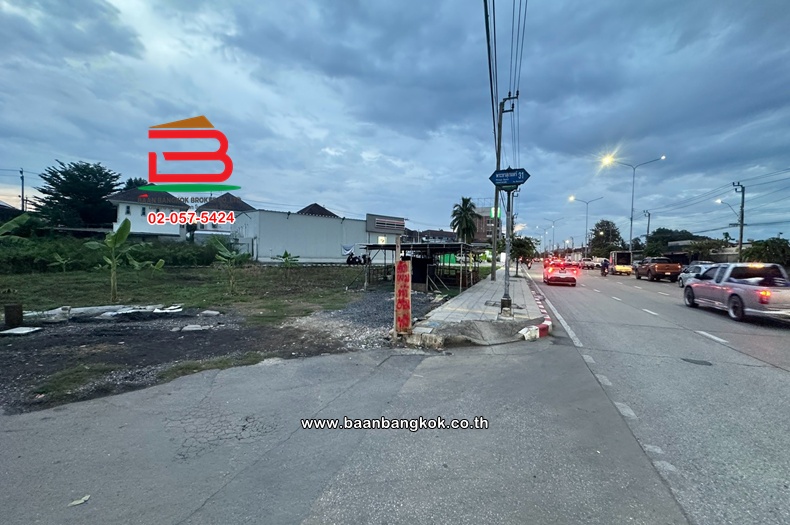 LINE_ALBUM_12675_ที่ดินซอย พระยาสุเรนทร์ 31_67ตร.ว._2.1ล้าน_261014_10