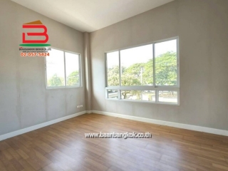 LINE_ALBUM_No.11500 H.มบ.เพอร์เฟค เพลส รังสิต100.7 ว้า (เอ๋)_251224_16